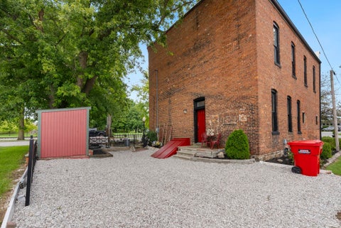 Tiny photo for 110 E Market Street, Pierceton, IN 46562 (MLS # 202634248)