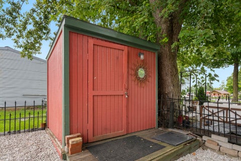 Tiny photo for 110 E Market Street, Pierceton, IN 46562 (MLS # 202634248)