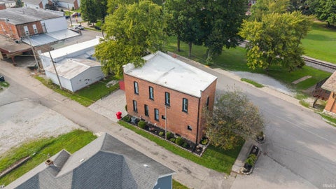 Tiny photo for 110 E Market Street, Pierceton, IN 46562 (MLS # 202634248)