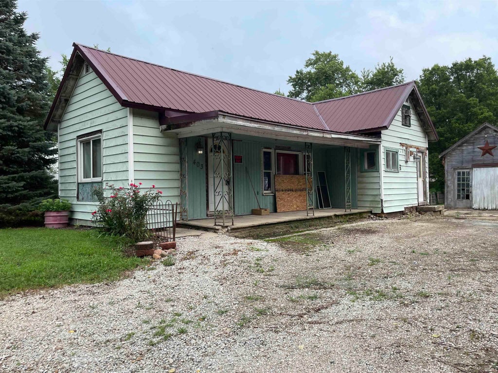 Photo of 403 S River Road Extension, North Manchester, IN 46962 (MLS # 202632507)
