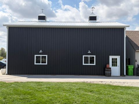 Tiny photo for 2210 E 800 S, Lafayette, IN 47909 (MLS # 202613040)