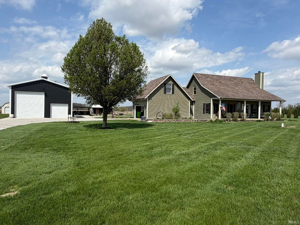 Photo of 2210 E 800 S, Lafayette, IN 47909 (MLS # 202613040)