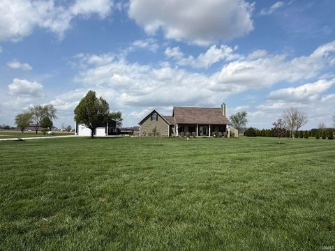 Tiny photo for 2210 E 800 S, Lafayette, IN 47909 (MLS # 202613040)