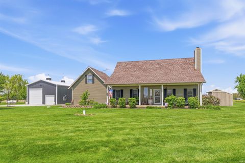 Photo of 2210 E 800 S, Lafayette, IN 47909 (MLS # 202613040)
