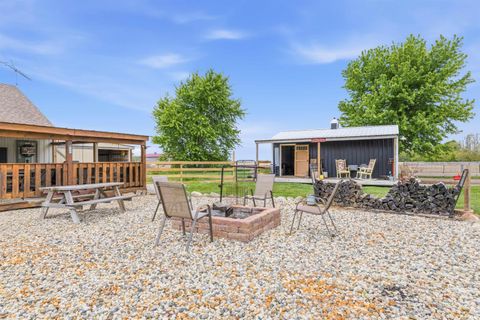 Tiny photo for 2210 E 800 S, Lafayette, IN 47909 (MLS # 202613040)