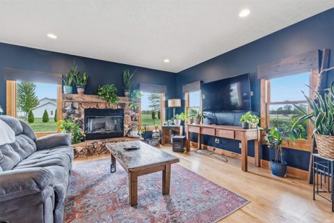 Tiny photo for 2210 E 800 S, Lafayette, IN 47909 (MLS # 202613040)