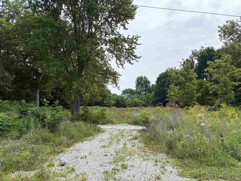 Photo of 2573 S 300 W Road, Peru, IN 46970 (MLS # 202526506)