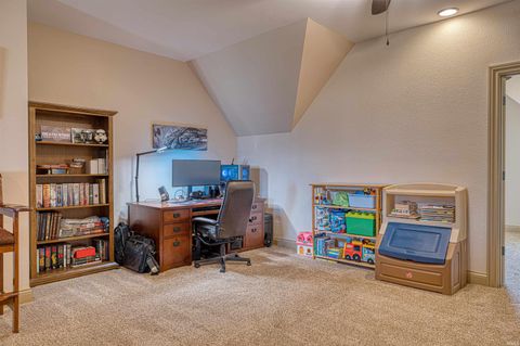 Tiny photo for 18939 Amherst Lane, Evansville, IN 47725 (MLS # 202611995)