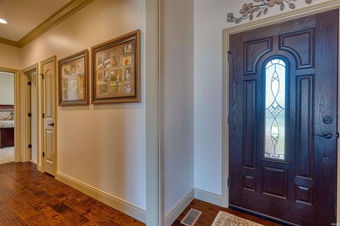 Tiny photo for 18939 Amherst Lane, Evansville, IN 47725 (MLS # 202611995)