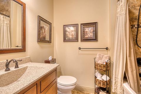 Tiny photo for 18939 Amherst Lane, Evansville, IN 47725 (MLS # 202611995)