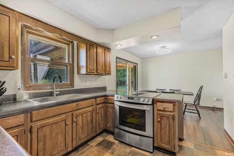 Tiny photo for 2017 N Meridian Road, Peru, IN 46970 (MLS # 202534361)