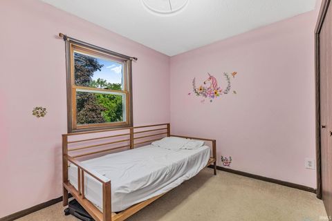 Tiny photo for 2017 N Meridian Road, Peru, IN 46970 (MLS # 202534361)