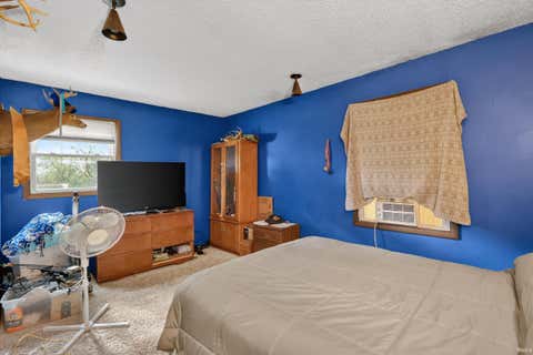 Tiny photo for 304 S wayne Street, Flora, IN 46929 (MLS # 202629491)