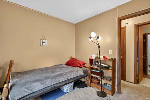 Tiny photo for 304 S wayne Street, Flora, IN 46929 (MLS # 202629491)