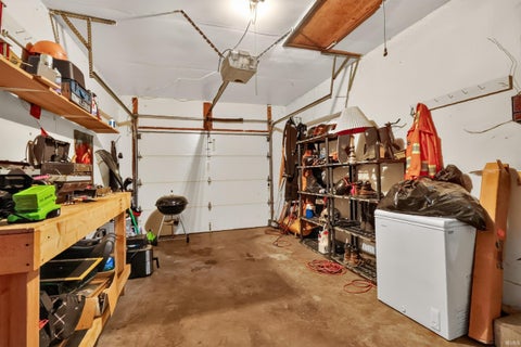 Tiny photo for 304 S wayne Street, Flora, IN 46929 (MLS # 202629491)