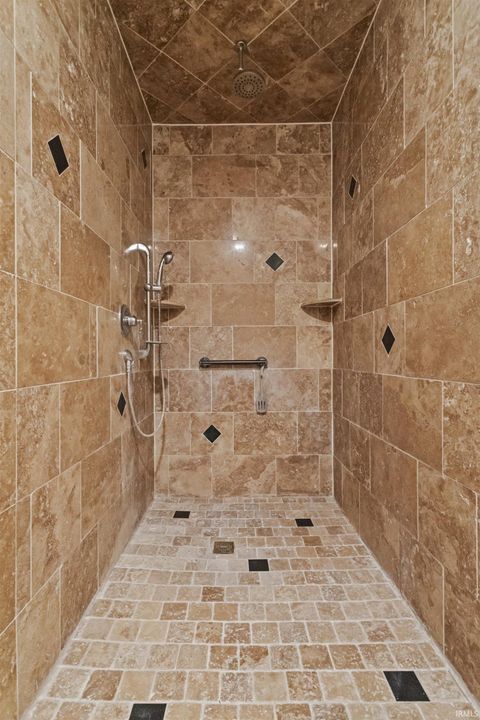 Tiny photo for 3112 Timber Valley Drive, Kokomo, IN 46902 (MLS # 202608876)