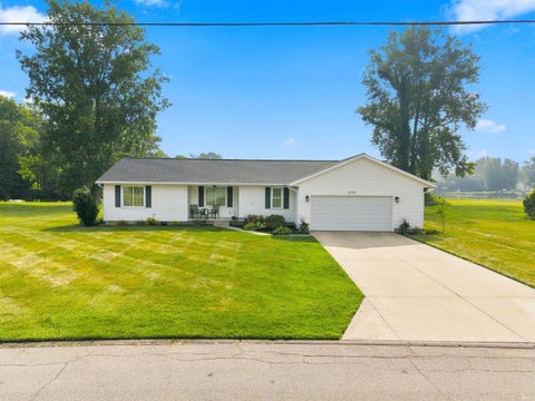 Photo of 2701 Widaman Street, Winona Lake, IN 46590 (MLS # 202632950)