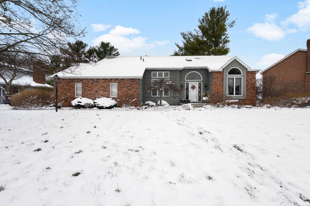 Photo of 15861 Fair Banks Court, Granger, IN 46530 (MLS # 202609047)