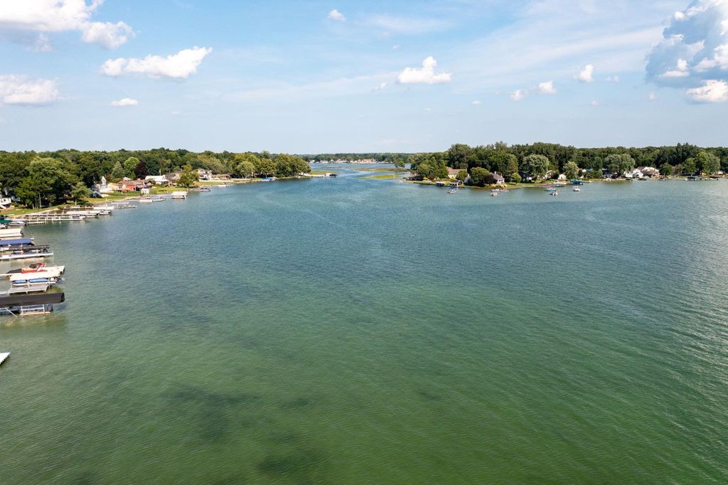 Photo of 51268 Channel Court, Elkhart, IN 46514 (MLS # 202606983)