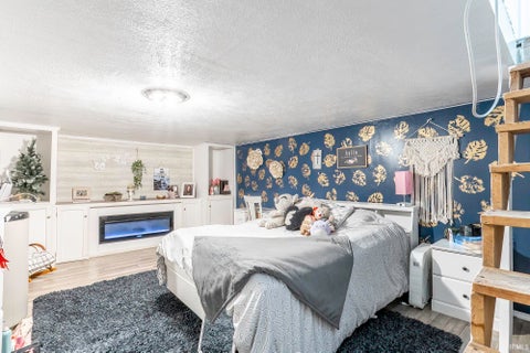 Tiny photo for 10390 E 375 N, Howe, IN 46746 (MLS # 202620906)