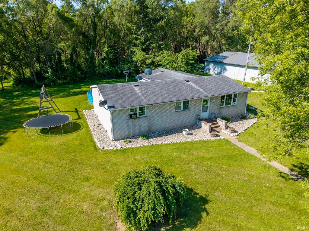 Photo of 10390 E 375 N, Howe, IN 46746 (MLS # 202620906)