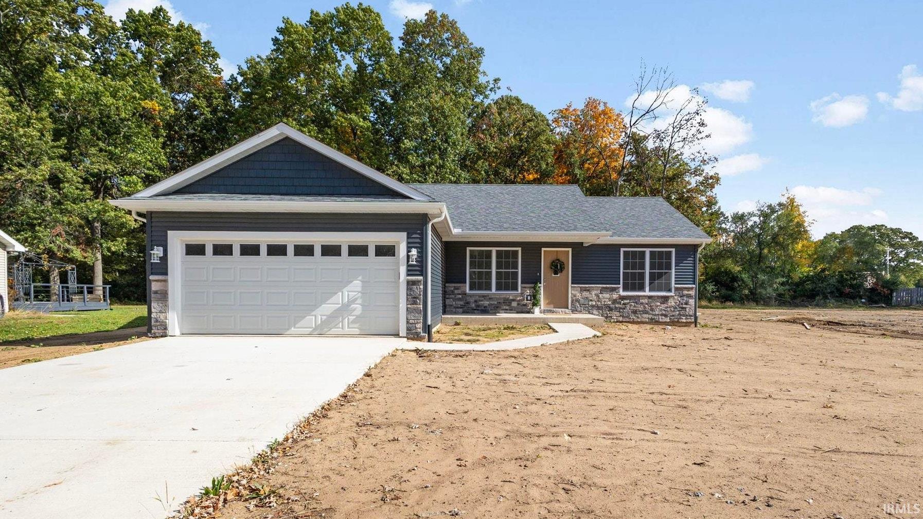 Mishawaka, Indiana 46545, United States, 4 Bedrooms Bedrooms, ,3 BathroomsBathrooms,Residential,Active,231864