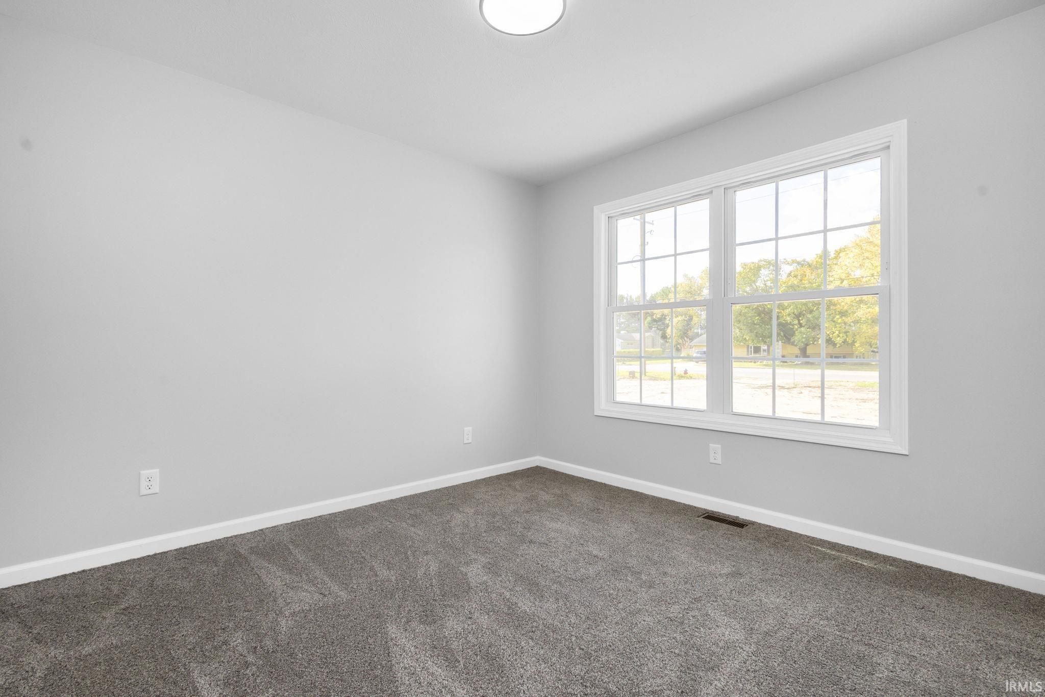 Mishawaka, Indiana 46545, United States, 4 Bedrooms Bedrooms, ,3 BathroomsBathrooms,Residential,Active,231864