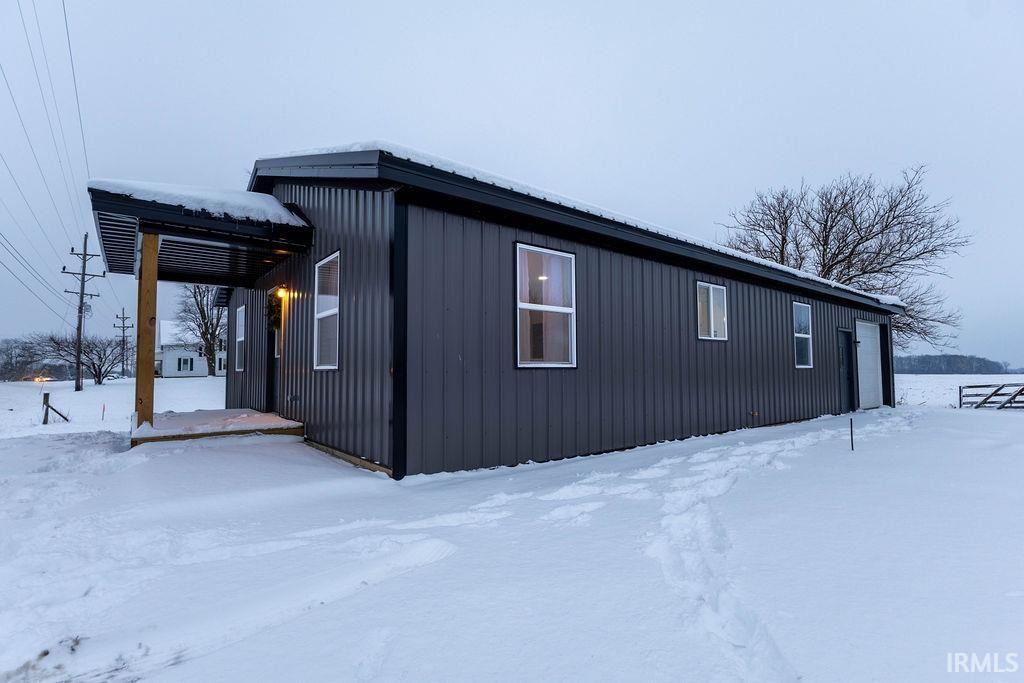 Photo of 9095 S State Road 38, New Castle, IN 47362 (MLS # 202548078)