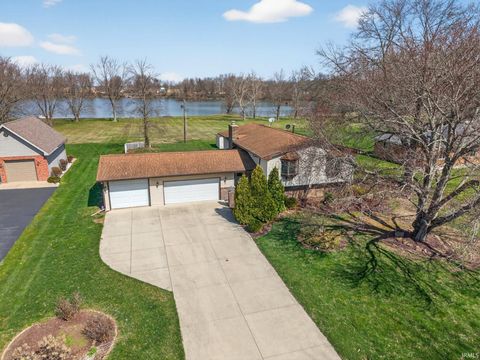 Photo of 6936 CASSELL Drive, Greentown, IN 46936 (MLS # 202547254)