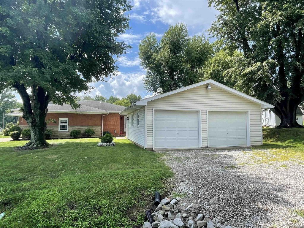 Photo of 8600 Vann Road, Newburgh, IN 47630 (MLS # 202629002)