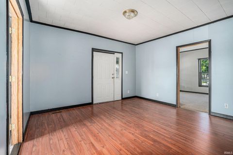 Tiny photo for 128 W 7th Street, Rochester, IN 46975 (MLS # 202531417)