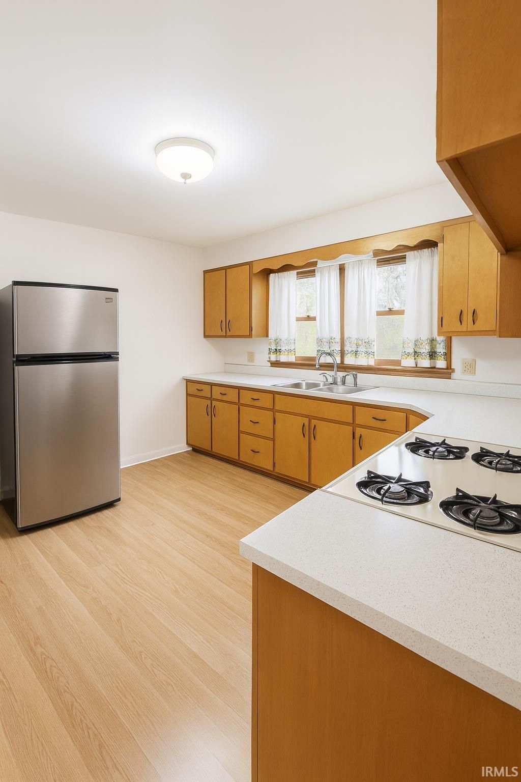 Photo of 603 W Green Road, Bloomington, IN 47403 (MLS # 202548901)