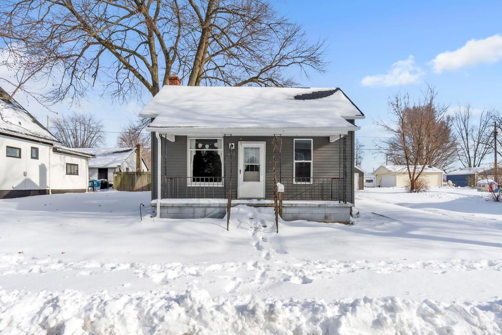 Photo of 433 Freeman Street, Kendallville, IN 46755 (MLS # 202547792)