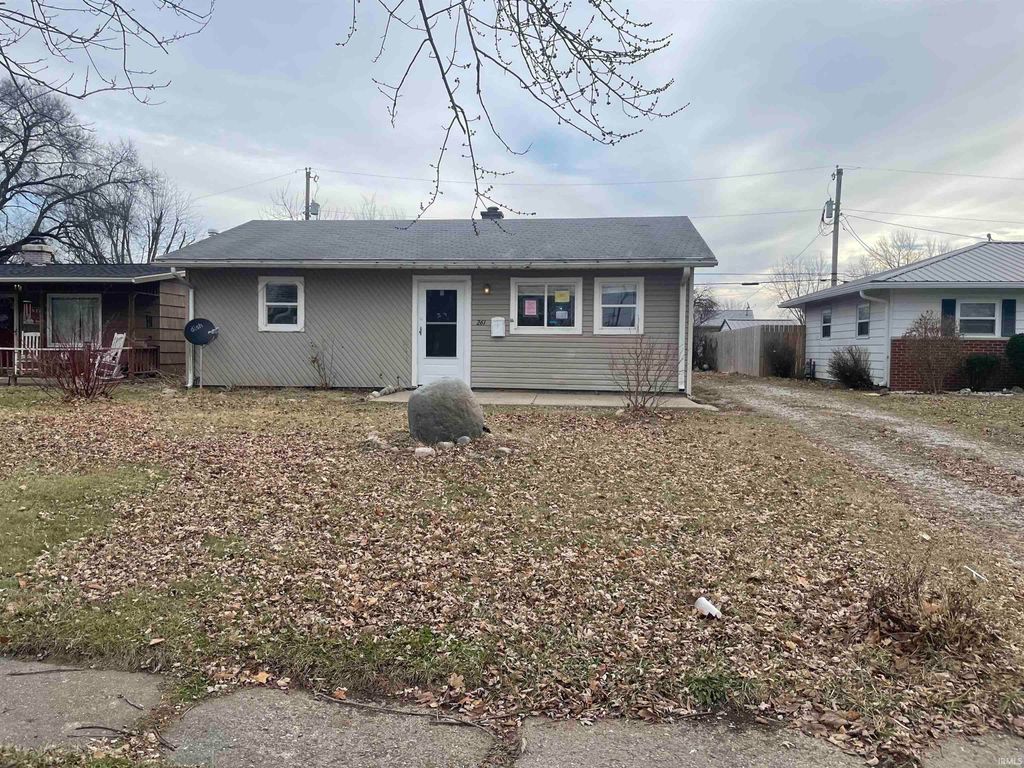 Photo of 261 N Crescent Drive, Frankfort, IN 46041 (MLS # 202601671)