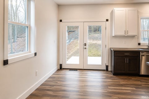 Tiny photo for 714 Bluewater Court, Monticello, IN 47960 (MLS # 202629277)