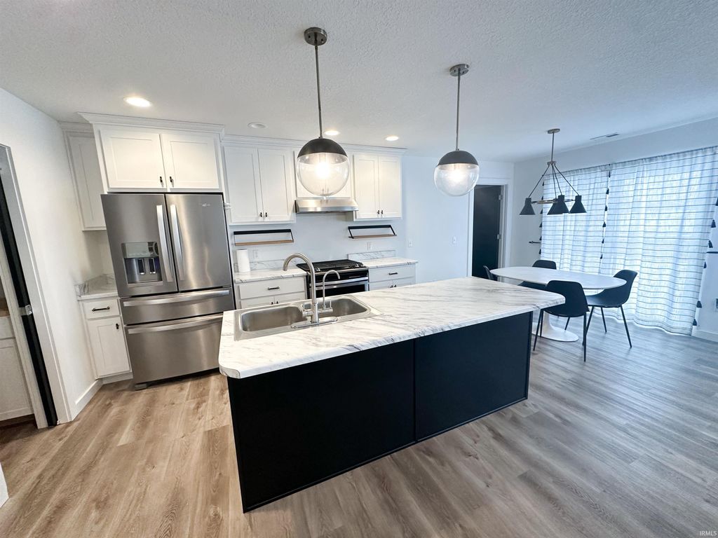 Photo of 12604 Slash Pass Court, Fort Wayne, IN 46818 (MLS # 202601862)