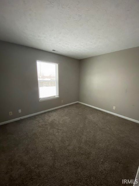 Tiny photo for 1128 Hornbeam Circle #West, Lafayette, IN 47905 (MLS # 202609558)