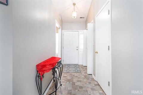 Tiny photo for 1128 Hornbeam Circle #West, Lafayette, IN 47905 (MLS # 202609558)