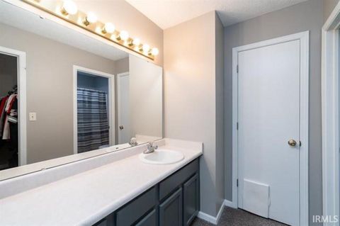 Tiny photo for 1128 Hornbeam Circle #West, Lafayette, IN 47905 (MLS # 202609558)