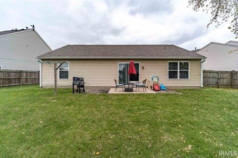 Tiny photo for 1128 Hornbeam Circle #West, Lafayette, IN 47905 (MLS # 202609558)
