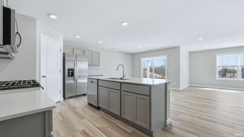 Tiny photo for 7814 Aniline Trail, Fort Wayne, IN 46835 (MLS # 202546376)