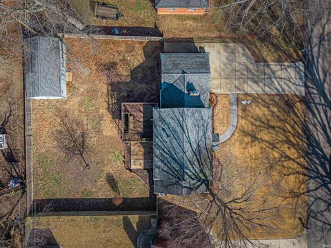 Tiny photo for 2041 Polaris Avenue, Evansville, IN 47715 (MLS # 202605019)