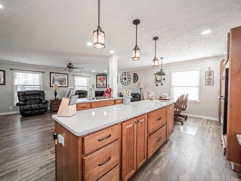 Tiny photo for 2041 Polaris Avenue, Evansville, IN 47715 (MLS # 202605019)