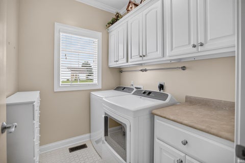 Tiny photo for 601 Brittania Drive, Huntington, IN 46750 (MLS # 202634380)