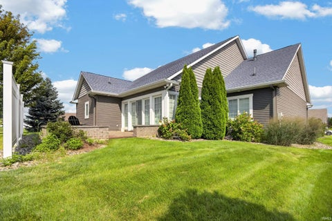 Tiny photo for 601 Brittania Drive, Huntington, IN 46750 (MLS # 202634380)