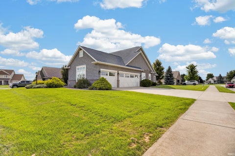 Tiny photo for 601 Brittania Drive, Huntington, IN 46750 (MLS # 202634380)