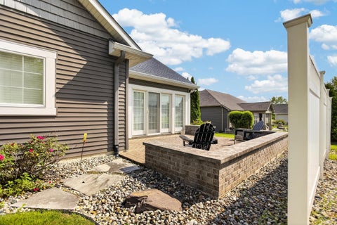 Tiny photo for 601 Brittania Drive, Huntington, IN 46750 (MLS # 202634380)