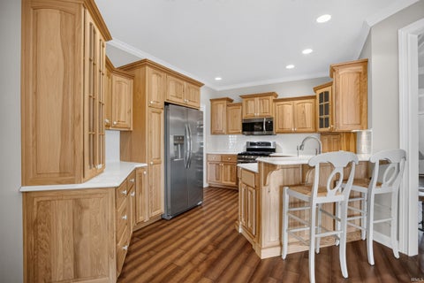 Tiny photo for 601 Brittania Drive, Huntington, IN 46750 (MLS # 202634380)