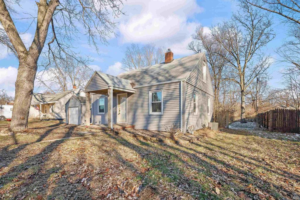 Photo of 52236 Myrtle Avenue, South Bend, IN 46637 (MLS # 202601792)