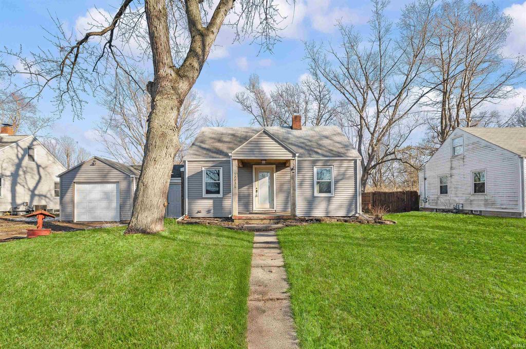 Photo of 52236 Myrtle Avenue, South Bend, IN 46637 (MLS # 202601792)